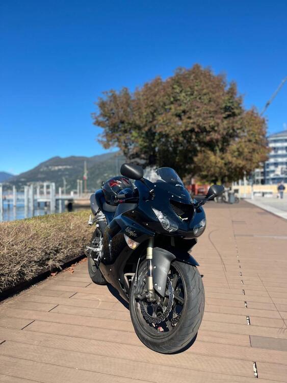 Kawasaki Ninja 1000 ZX-10R (2006 - 07) (4)