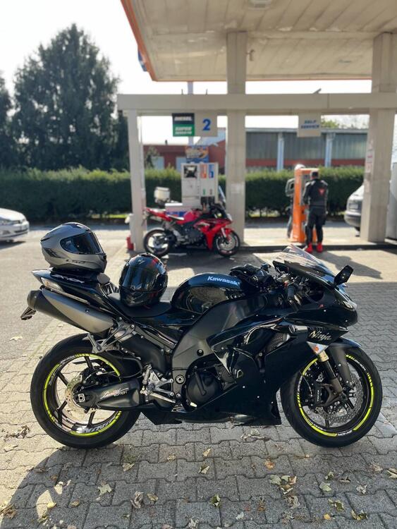 Kawasaki Ninja 1000 ZX-10R (2006 - 07) (5)
