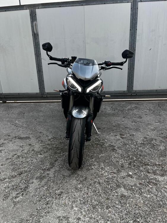 Triumph Street Triple 765 RS (2023 - 25) (2)