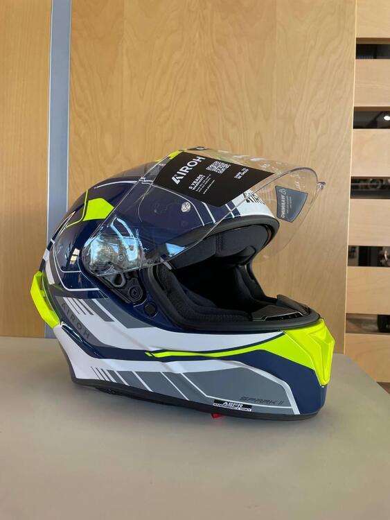 SPARK 2 BLUEYELLOW GLOSS Airoh (3)