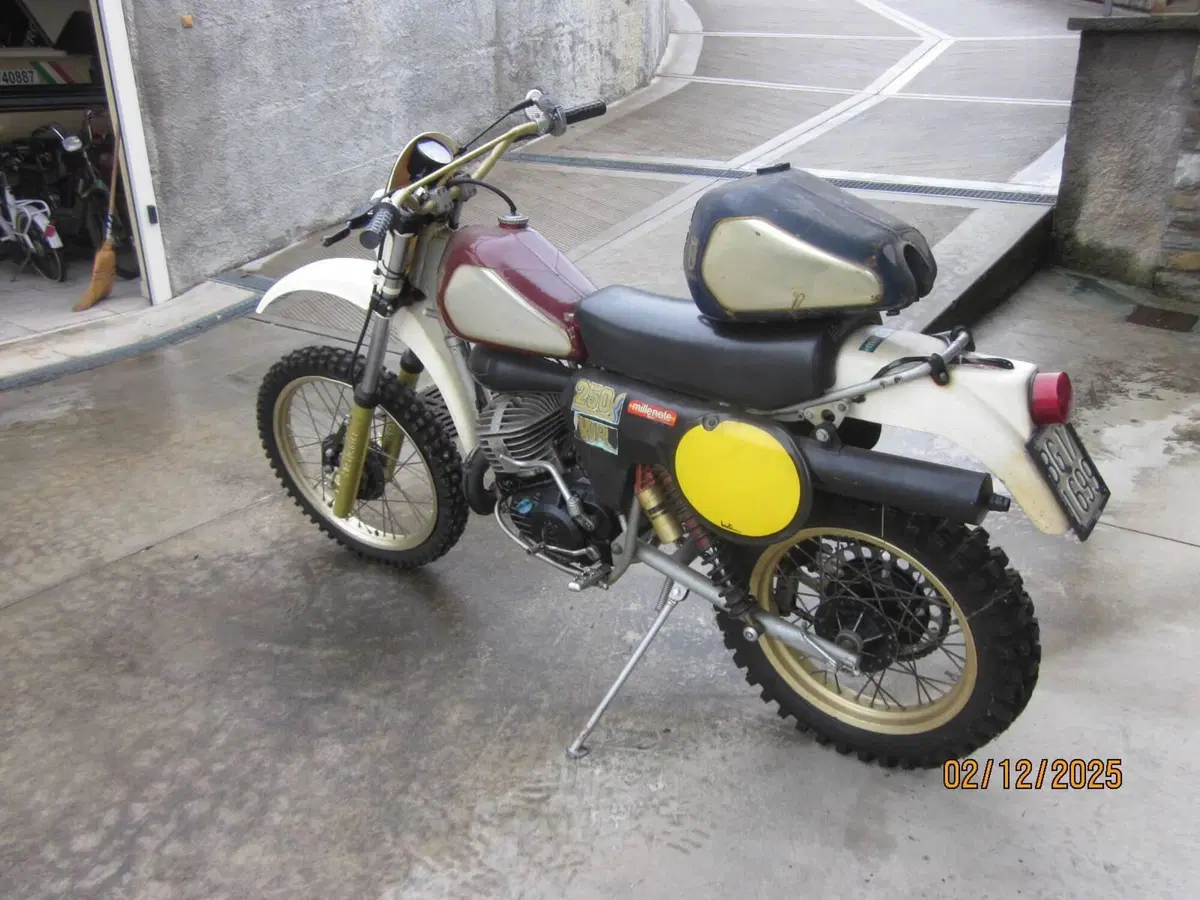 Husqvarna WR 250 (4)
