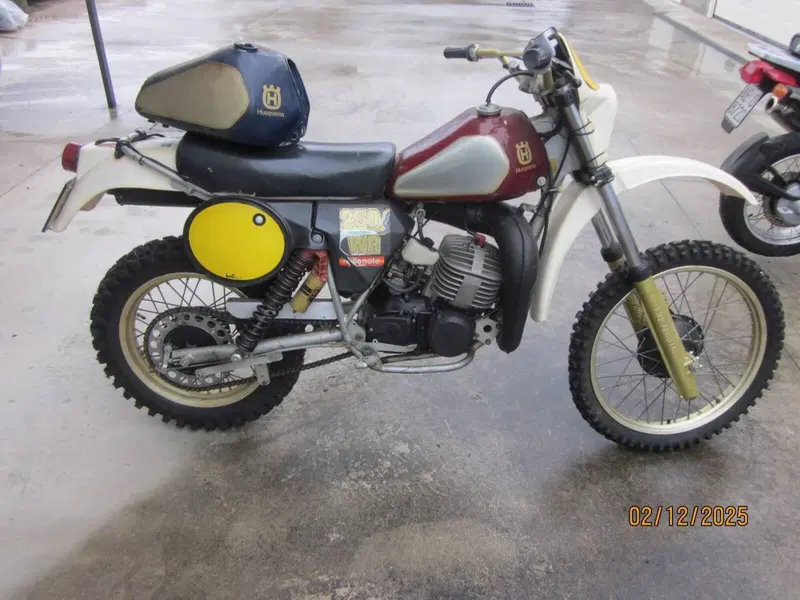 Husqvarna WR 250 (5)
