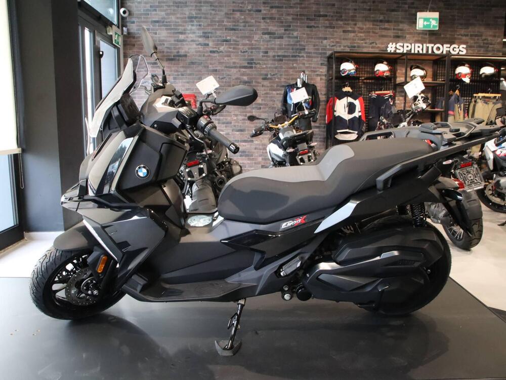 Bmw C 400 X (2025) (2)