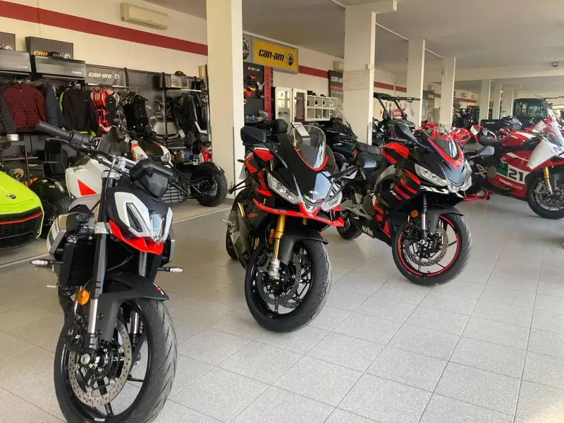Aprilia Tuono 457 (2025 - 26) (4)