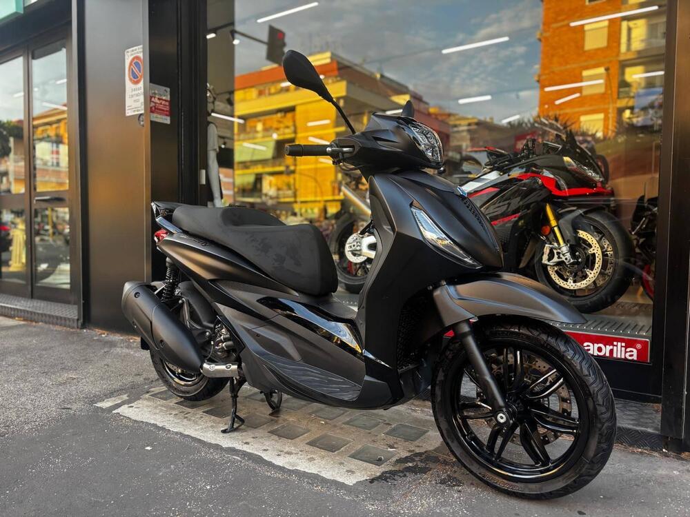 Piaggio Beverly 300 S ABS-ASR (2021 - 25) (4)