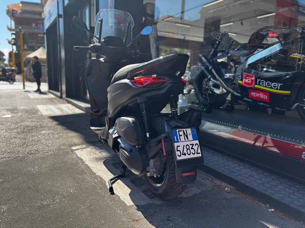 Piaggio Beverly 300 S ABS-ASR (2021 - 25) (5)