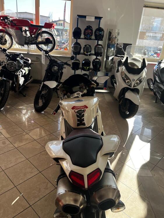 Ducati 848 (2007 - 13) (3)