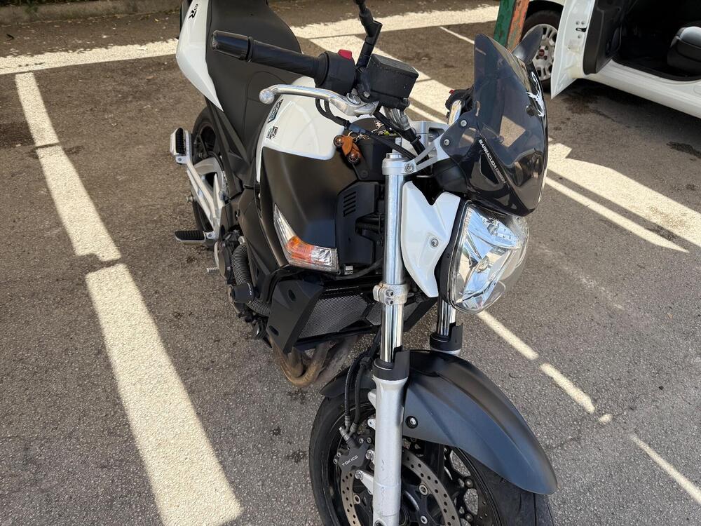 Suzuki GSR 600 (2006 - 11)