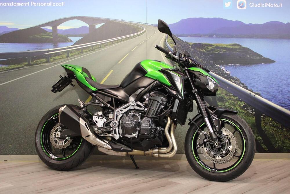 Kawasaki Z 900 (2017 - 18) (5)