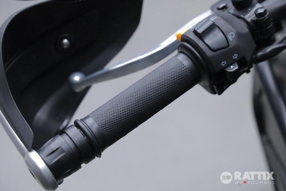 Royal Enfield Himalayan 411 (2021 - 24) (3)