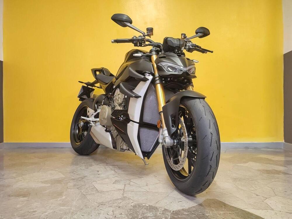 Ducati Streetfighter V4 1100 S (2021 - 22) (2)