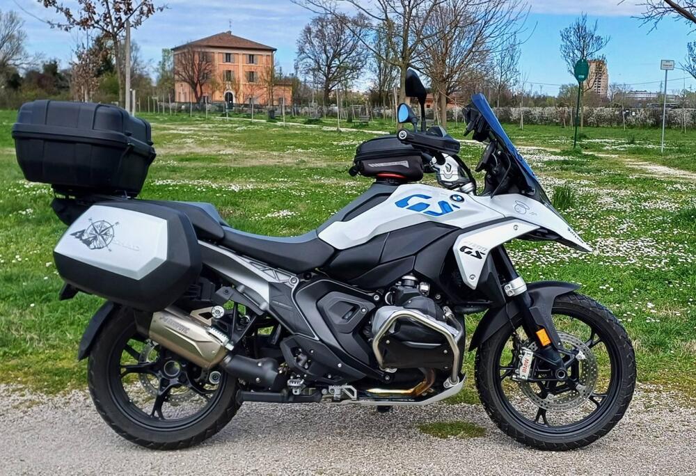 VALIGIE SHAD SH35 con relative borse interne (2)