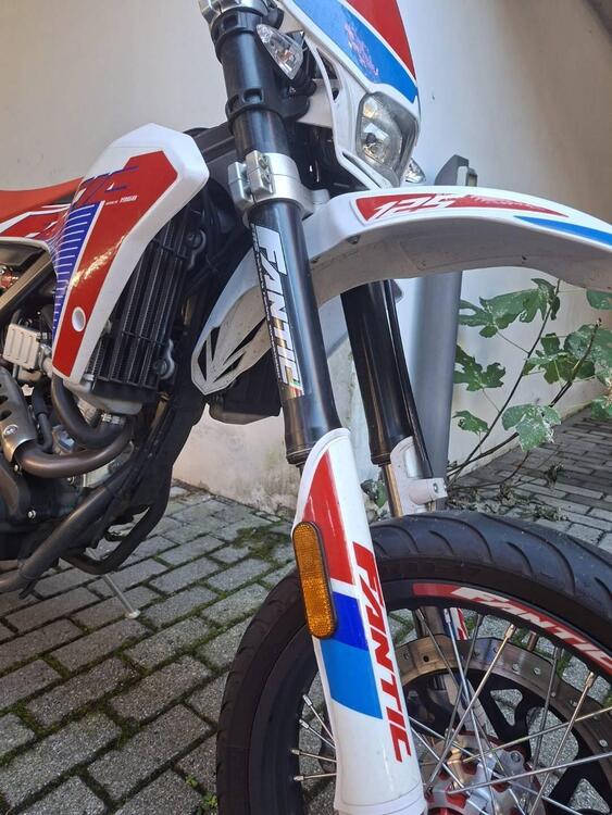 Fantic Motor Motard 125 Performance 4t (2020) (2)
