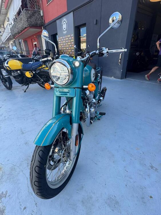 Royal Enfield Classic 650 (2025) (3)