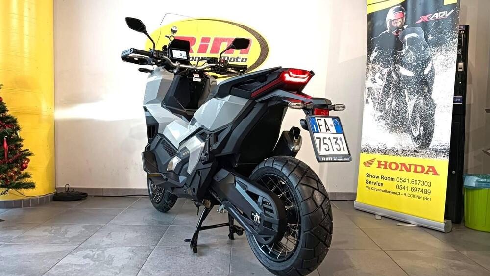 Honda X-ADV 750 DCT (2021 - 24) (5)