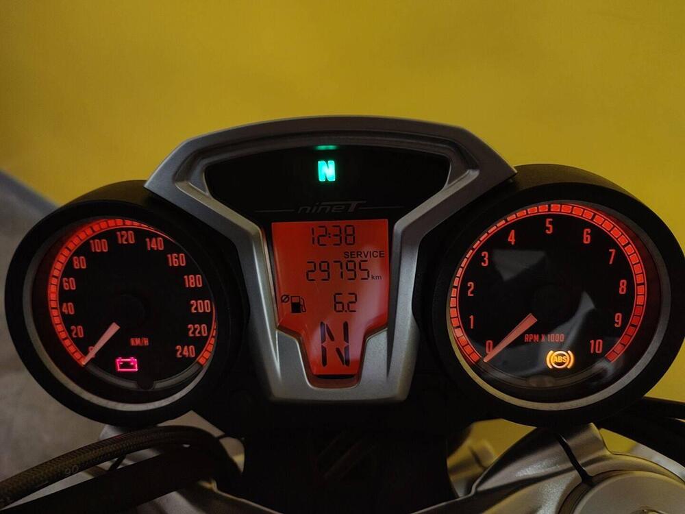 Bmw R nineT 1200 (2014 - 16) (5)