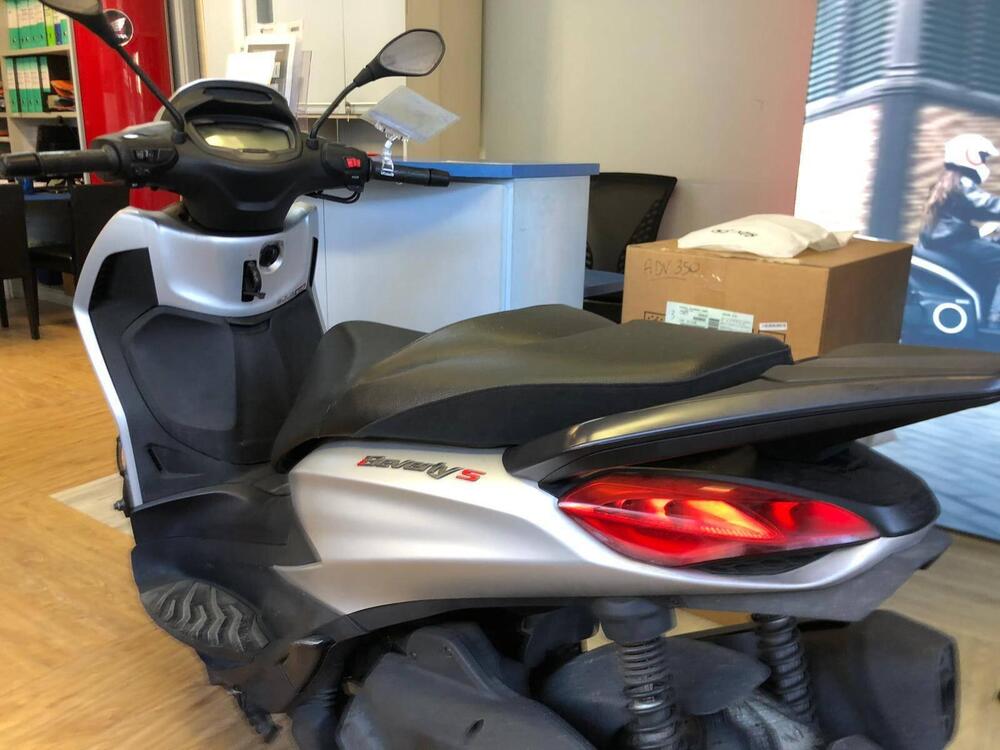 Piaggio Beverly 300 S (2021) (3)