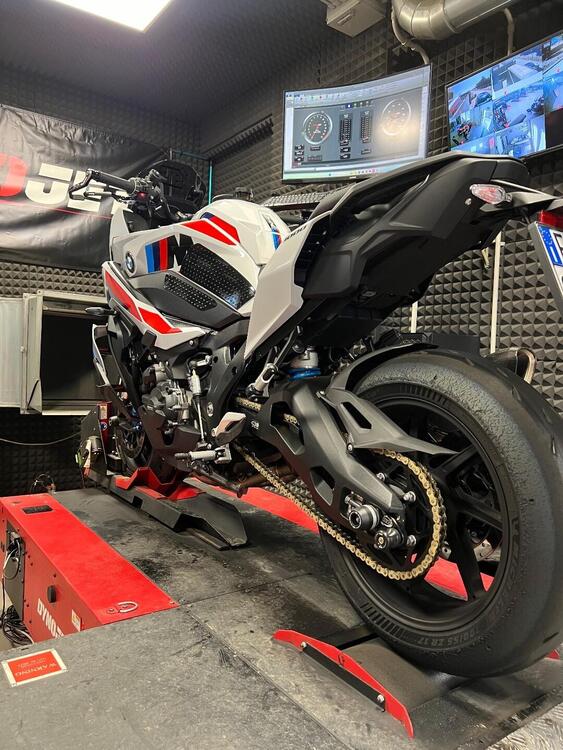 Bmw M 1000 XR (2024 - 25) (3)