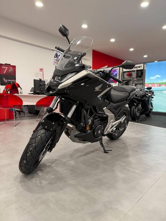 Honda NC 750 X DCT (2025)