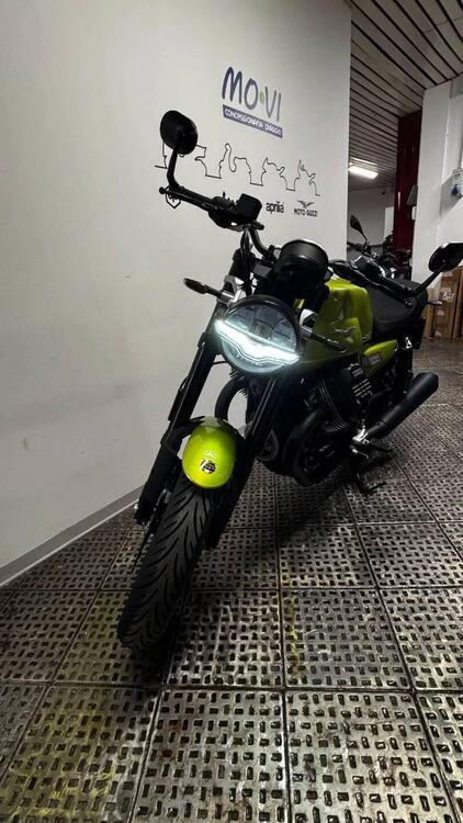Moto Guzzi V7 Sport (2025) (2)