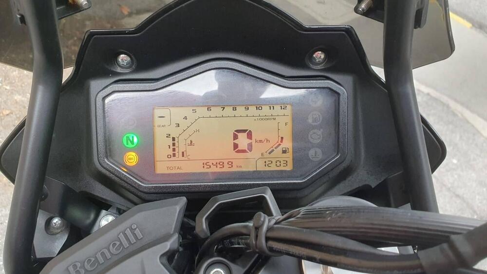 Benelli TRK 251 (2022 - 25) (4)