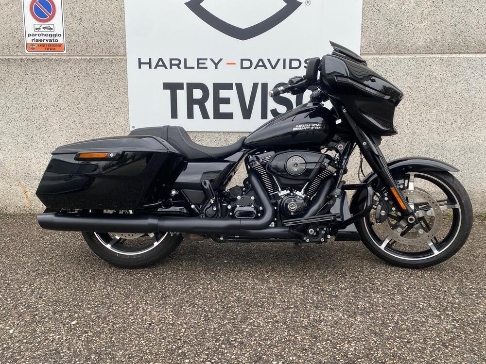 Harley-Davidson Street Glide (2024 - 25)