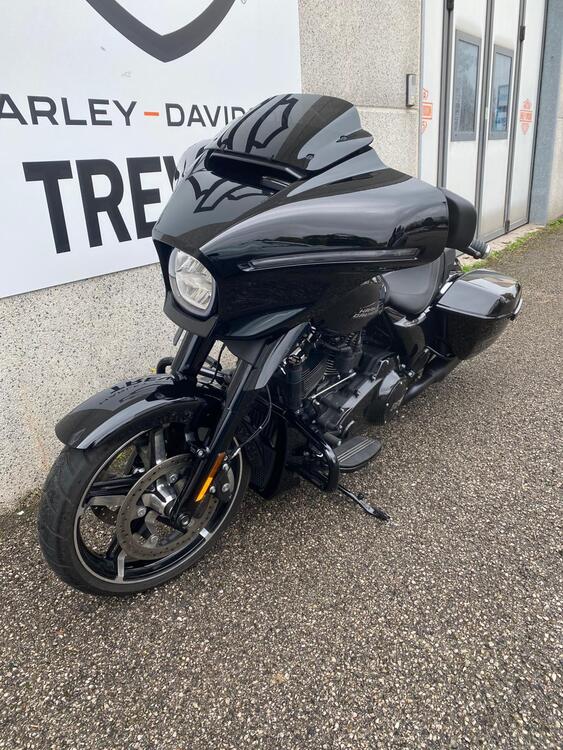 Harley-Davidson Street Glide (2024 - 25) (4)