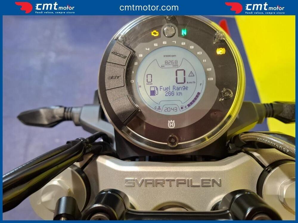 Husqvarna Svartpilen 401 (2018 - 19) (5)