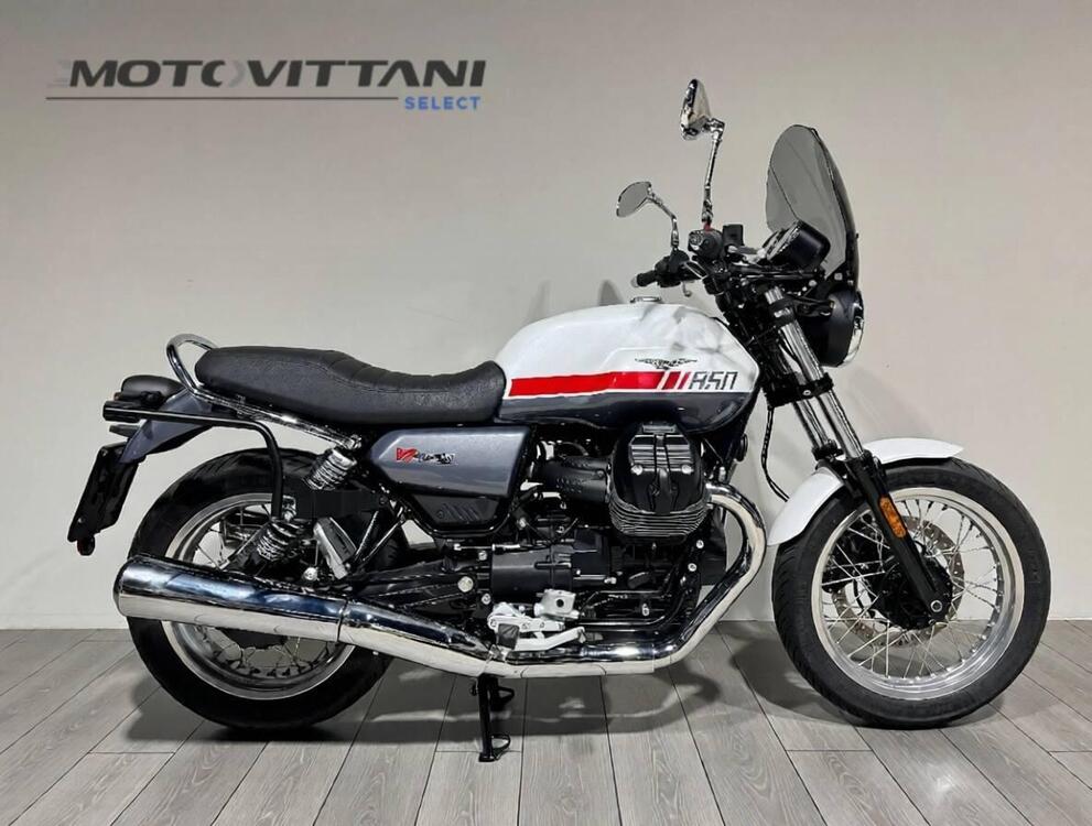 Moto Guzzi V7 Special (2021 - 24)