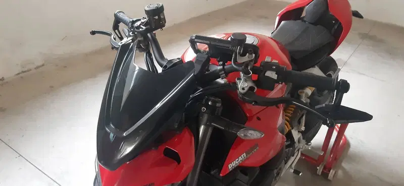 Ducati Streetfighter V2 (2022 - 24) (4)