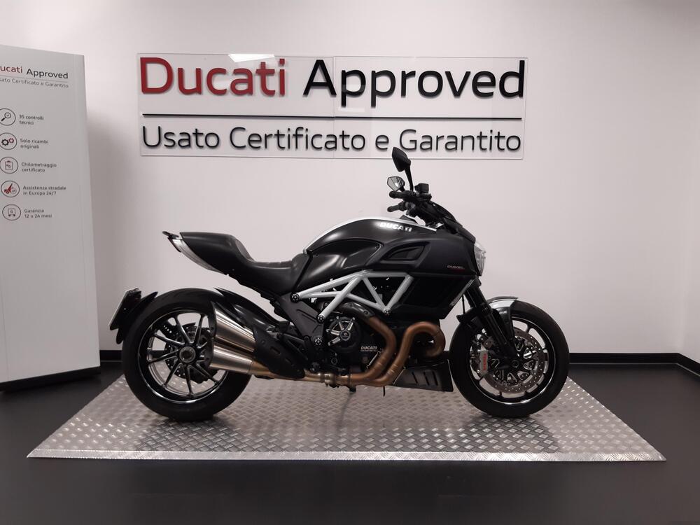 Ducati Diavel 1200 Carbon (2014 - 16)