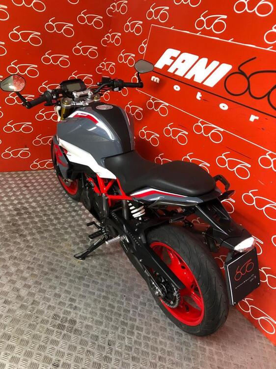 Bmw G 310 R (2021 - 25) (4)