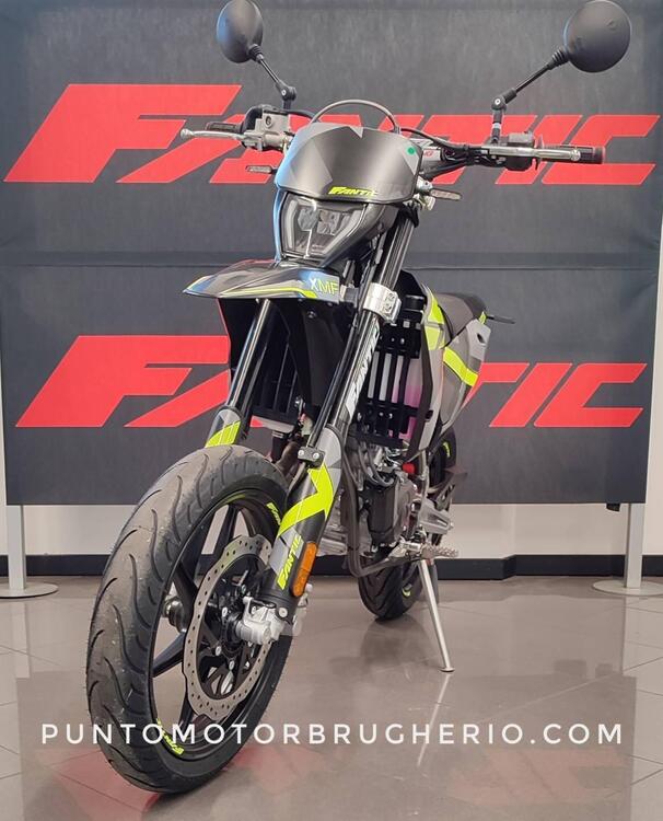 Fantic Motor XMF 125 Performance (2025) (3)