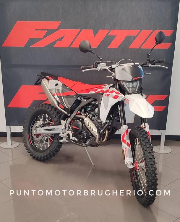 Fantic Motor XEF 125 Performance (2025)