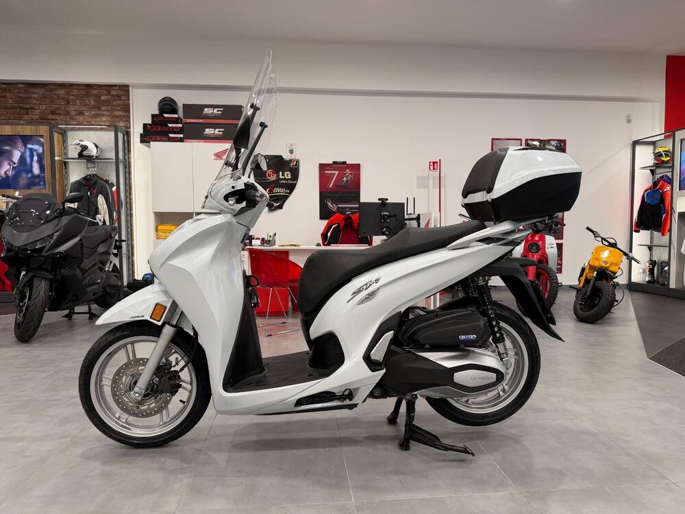 Honda SH 350 (2021 - 24) (3)