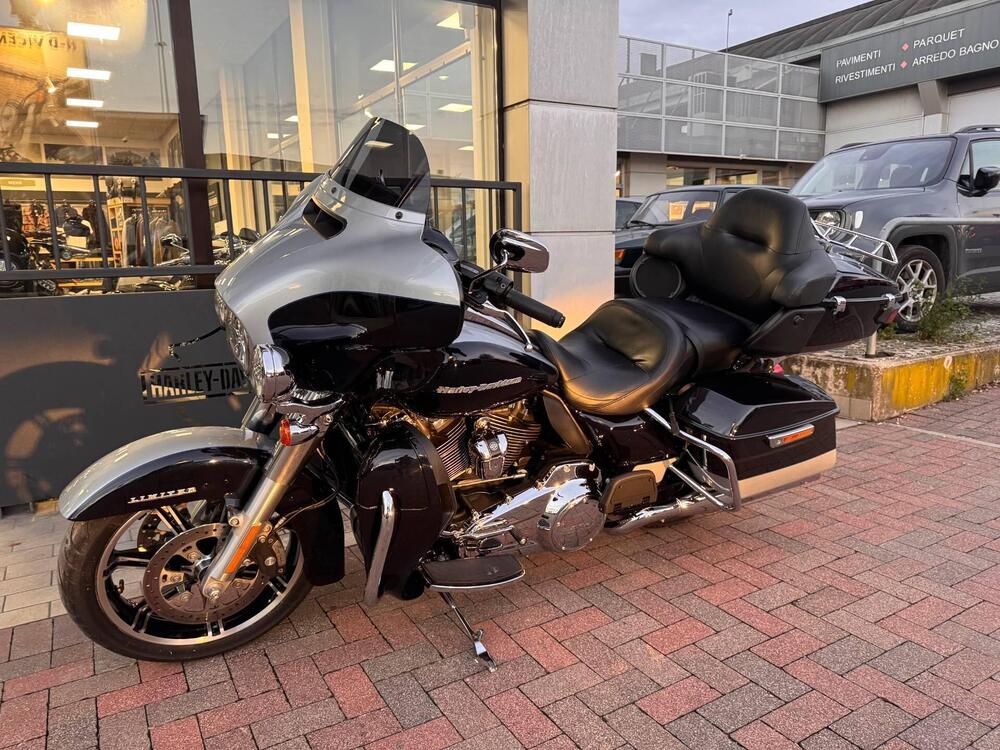 Harley-Davidson 114 Electra Glide Ultra Limited (2020) - FLHTK (2)