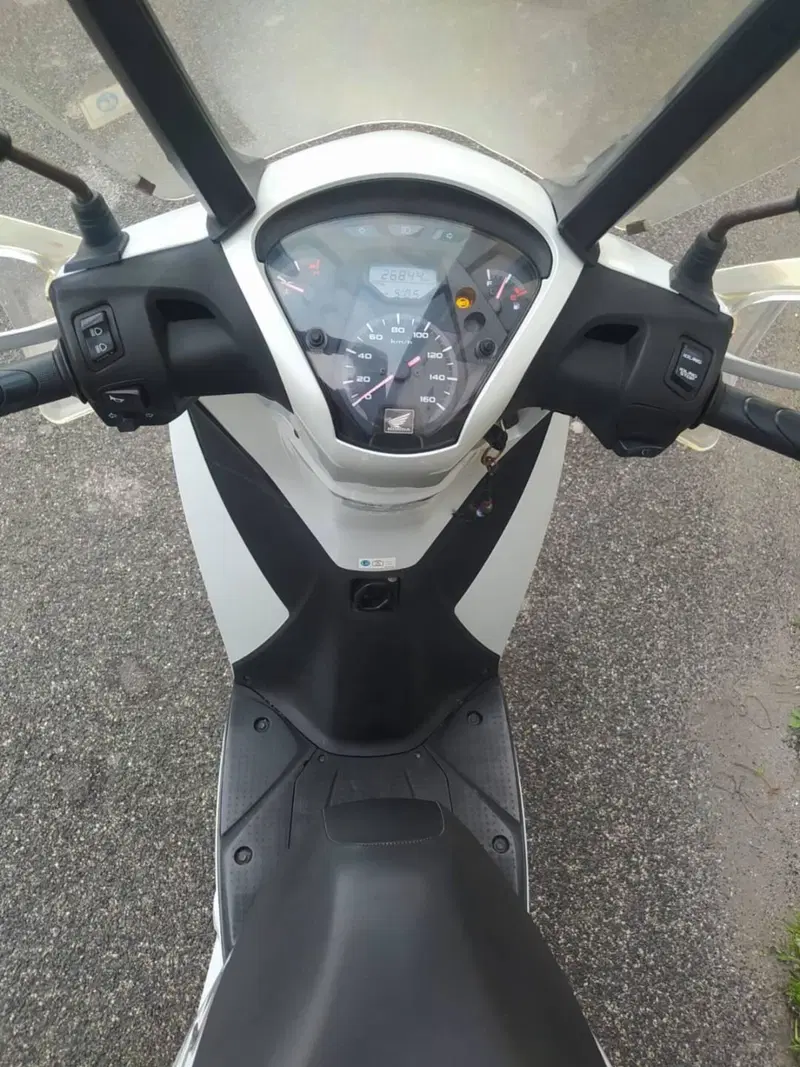 Honda SH 150i ABS (2013 - 16) (8)