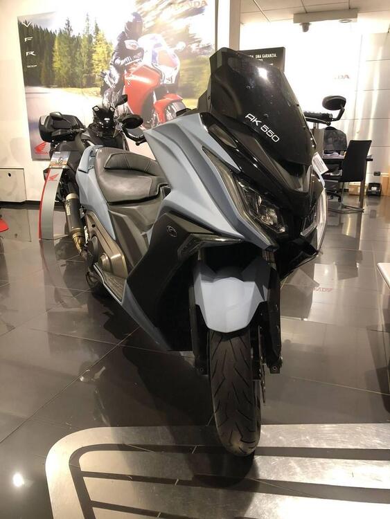 Kymco AK 550 ETS (2021 - 25) (2)