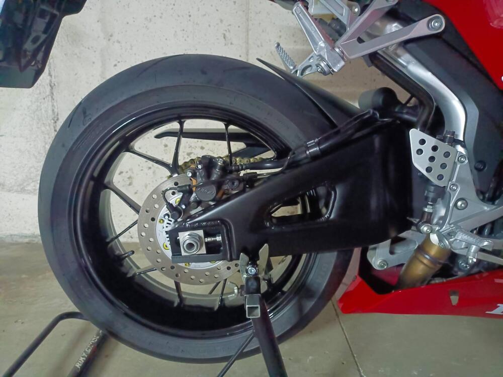 Honda CBR 600 RR (2024 - 25) (4)