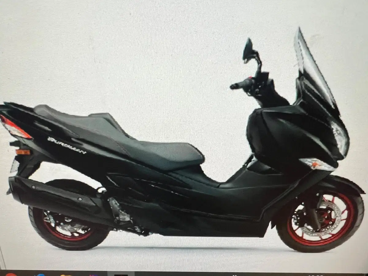 Suzuki Burgman 400 piastra inferiore (4)