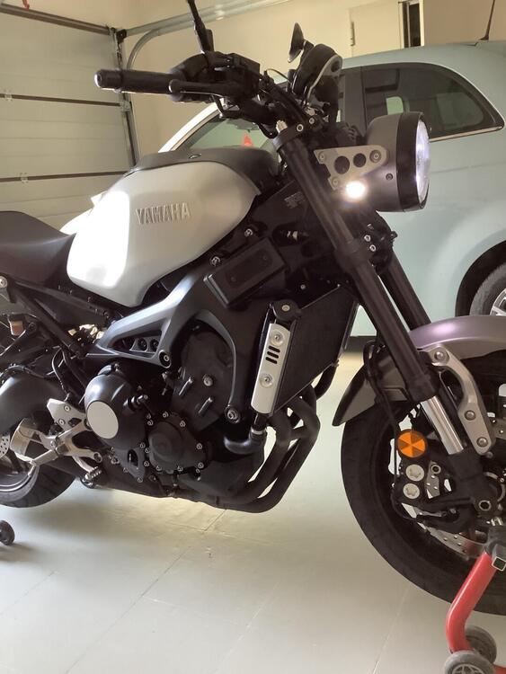 Yamaha XSR 900 ABS (2016 - 20) (4)