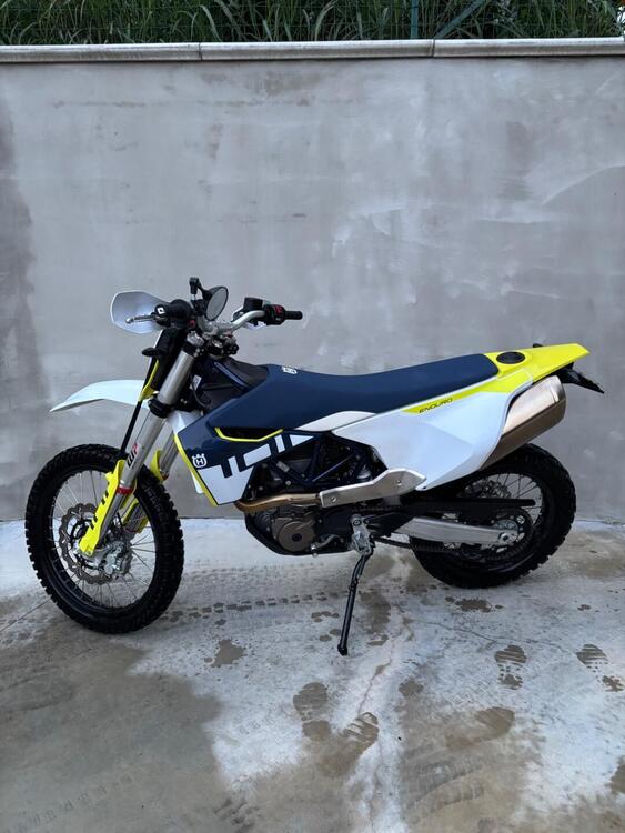 Husqvarna 701 Enduro (2023 - 25)