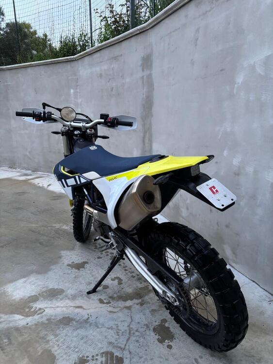 Husqvarna 701 Enduro (2023 - 25) (3)