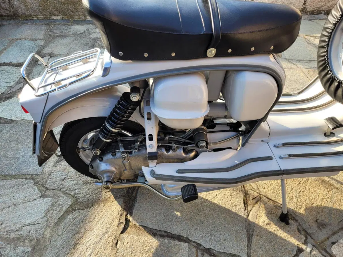 Innocenti Lambretta 150 sx (10)