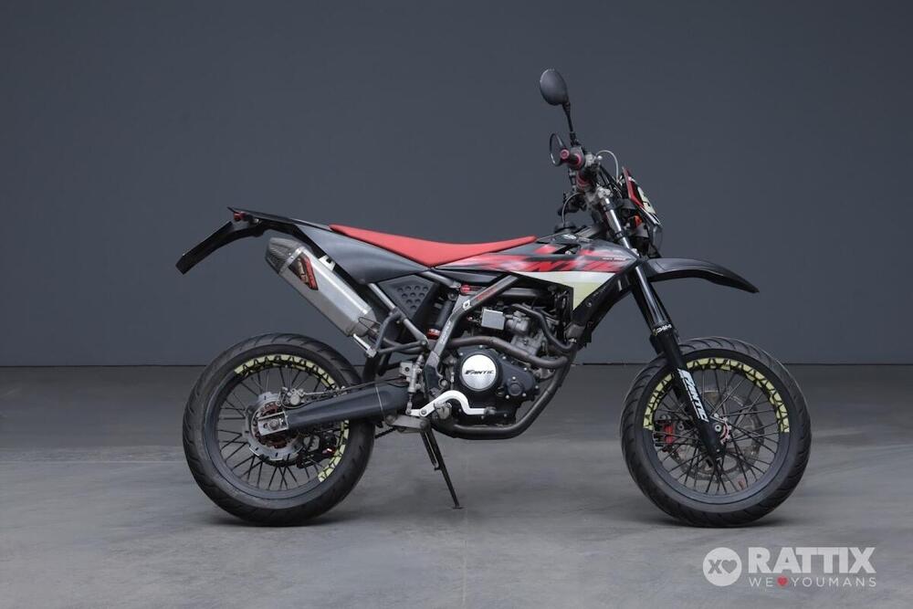 Fantic Motor Motard 125 MR Competizione 4t (2017) (3)