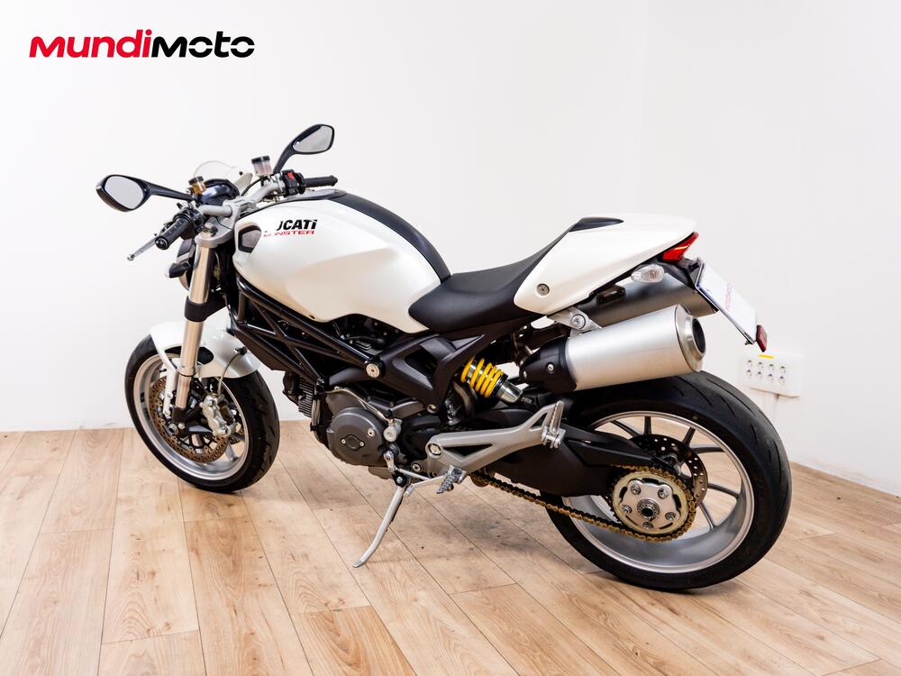 Ducati Monster 1100 S (2009-10) (5)