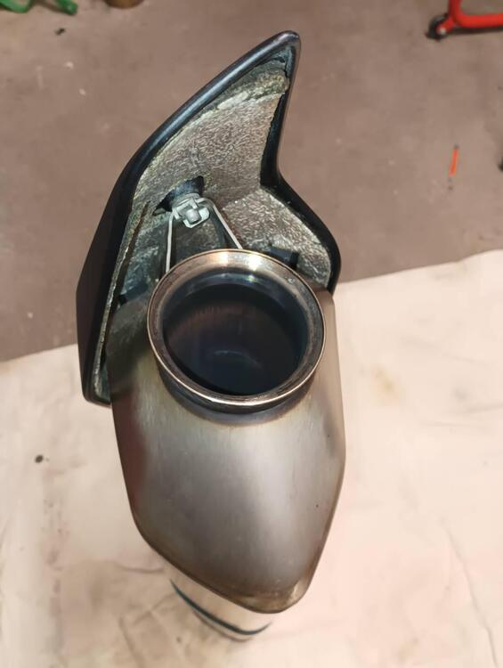 Scarico originale ktm 1050/1090/1190/1290 Adv (3)