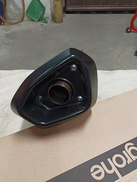 Scarico originale ktm 1050/1090/1190/1290 Adv (5)