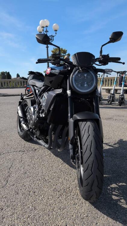 Honda CB 1000 R Black Edition (2021 - 25) (2)