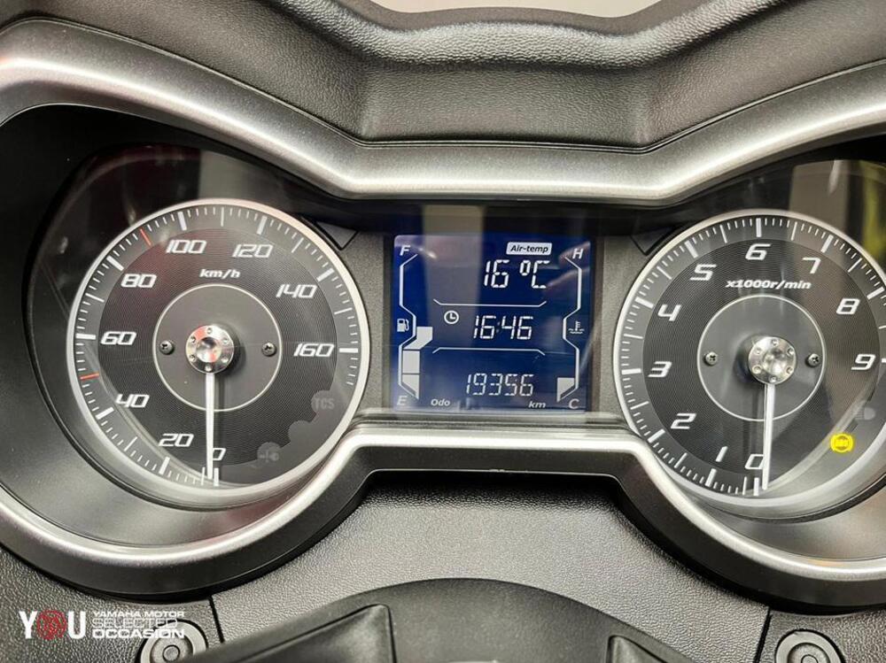 Yamaha X-Max 300 (2021 - 24) (5)